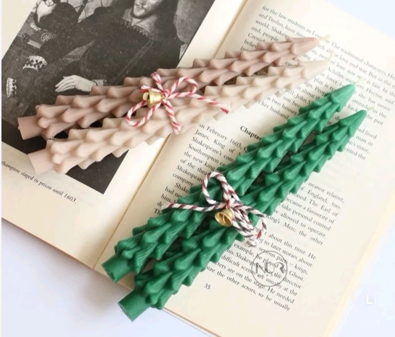 قالب سیلیکونی مدل قلمی کاج ۲۰ سانتی 0160