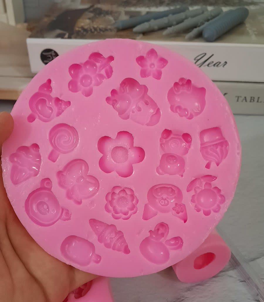 قالب سیلیکونی مدل پیکسل های متنوع جدید کد 0120