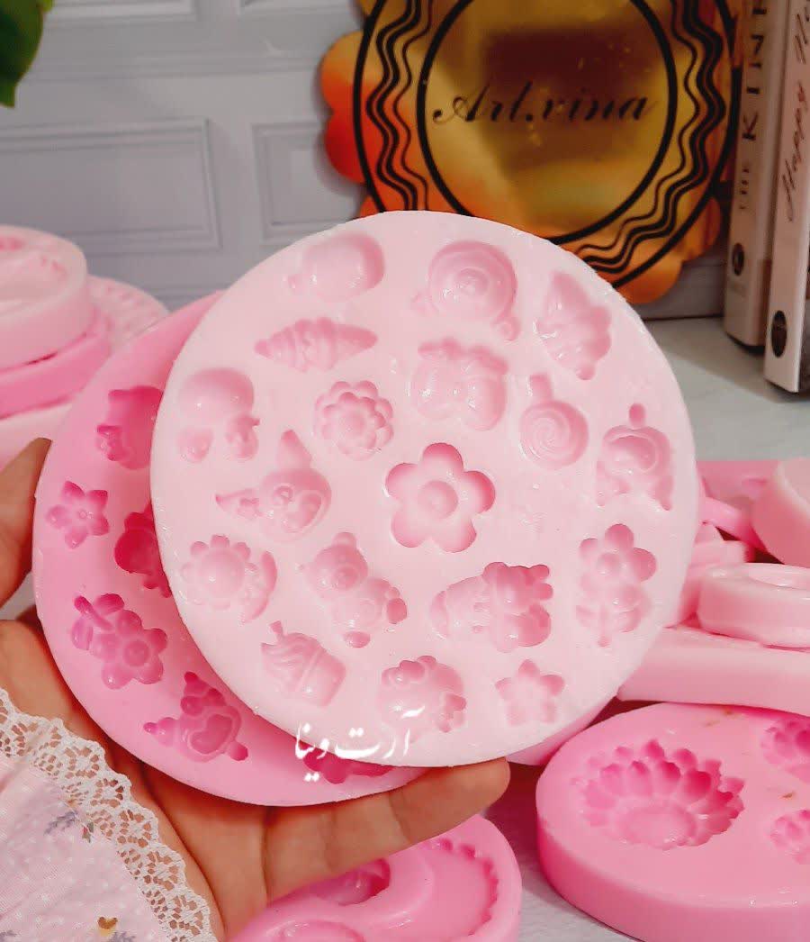 قالب سیلیکونی مدل پیکسل‌ متنوع کد 0039