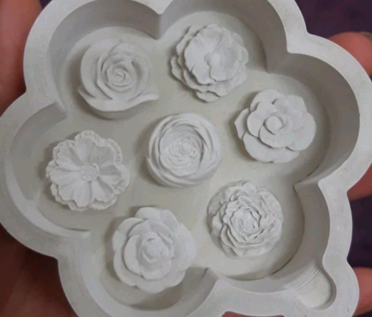 قالب سیلیکونی مدل گل های ریز وارمری 0115